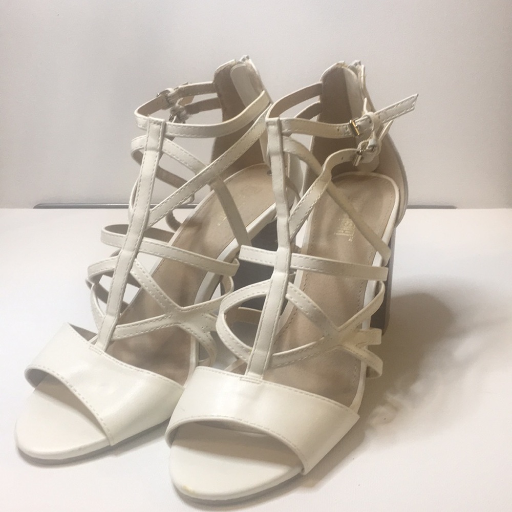 Whispering classy white heels